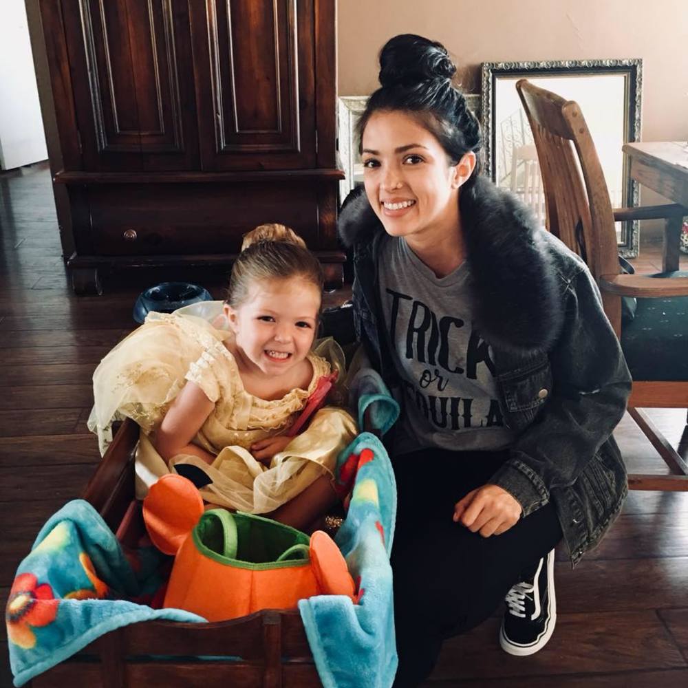 Meet your Posher, Laura